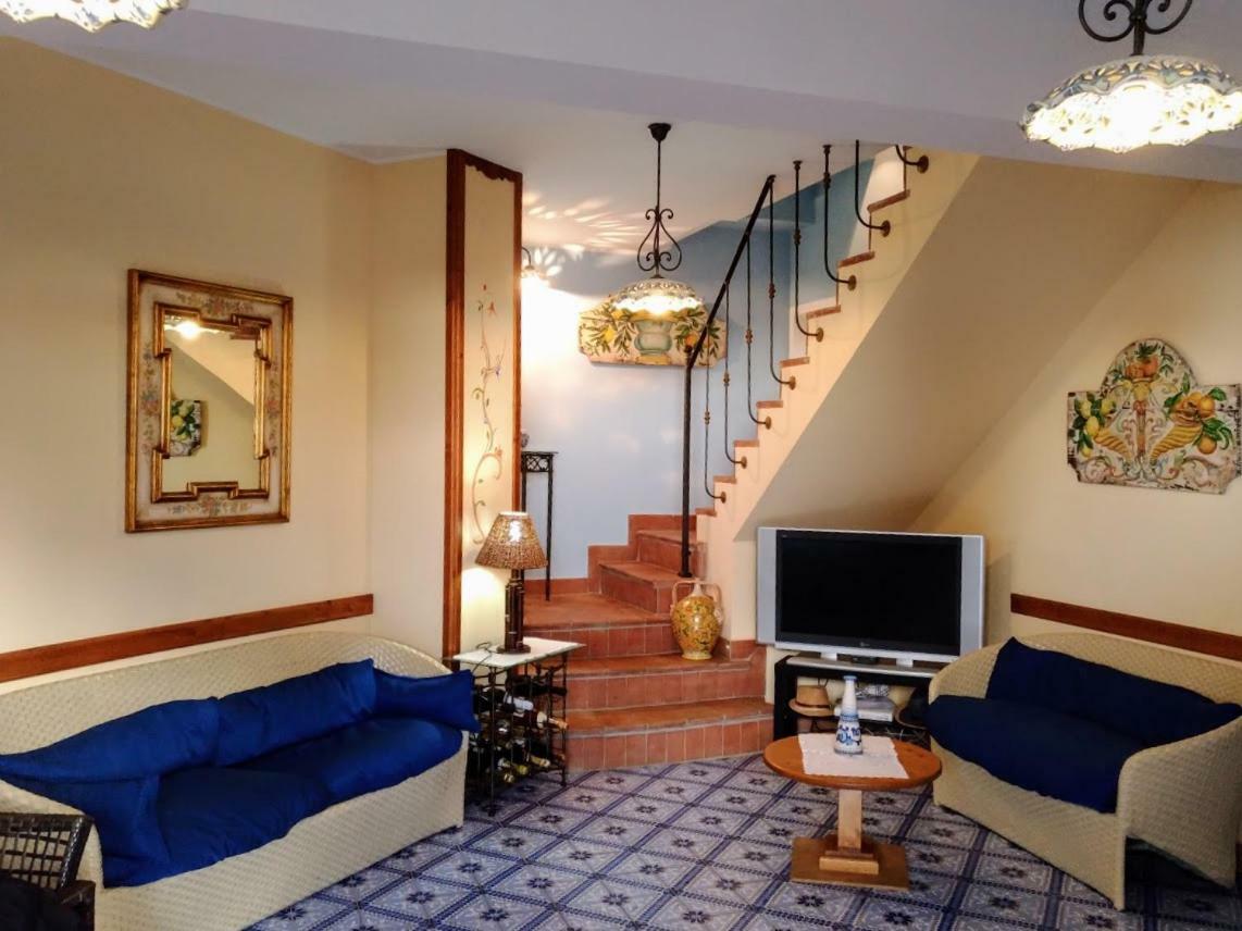 L'Altra Sicilia…Da Amare Villa แอคเควโดลชิ ภายนอก รูปภาพ